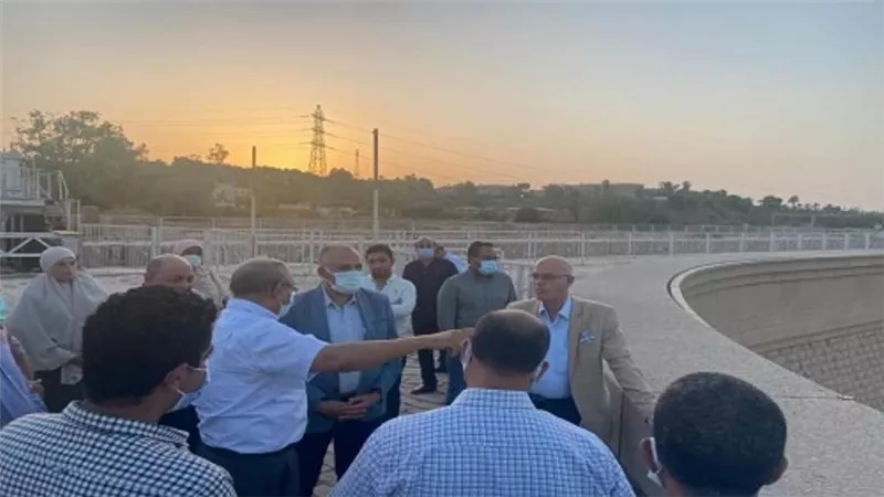 بالصور | وزير الري يتفقد مشروعات الموارد المائية والري بأسوان