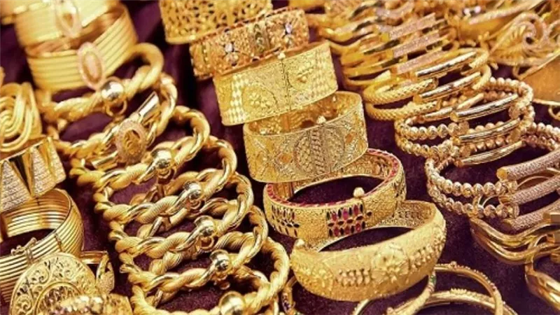 استقرار أسعار الذهب في بداية التعاملات الصباحية