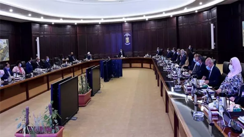 بالصور | وزيرة الصحة تستعرض الموقف الحالي لفيروس كورونا وموقف توريد اللقاحات