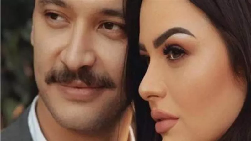 حضور هنادي مهنا وأحمد خالد صالح والليثي جنازة دلال عبد العزيز