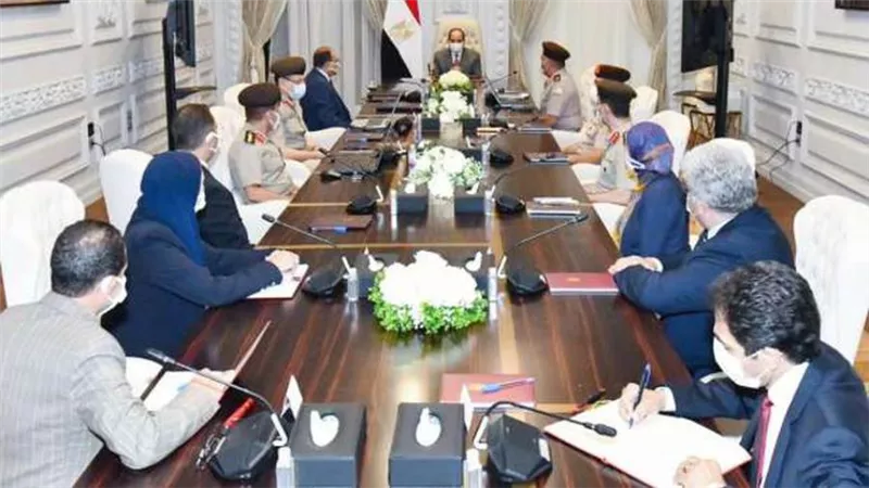 السيسي يتابع موقف تنفيذ ساحة الشعب والنصب التذكاري بالعاصمة الإدارية 