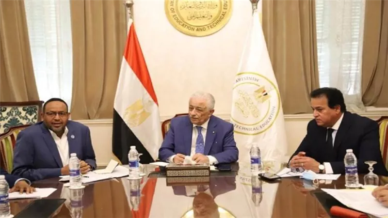 بالصور | د. خالد عبدالغفار ود. طارق شوقي يلتقيان نظيرهما الصومالي لبحث تعزيز التعاون