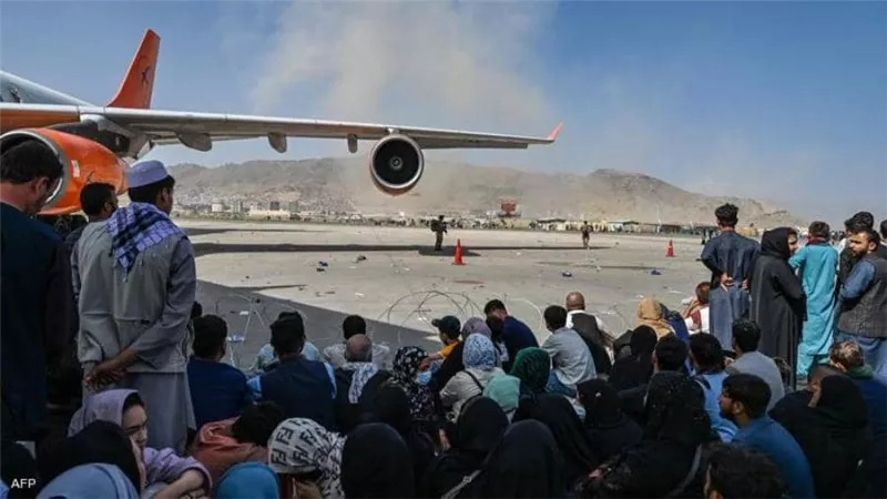 قرار عاجل من طالبان بشان الراغبين في مغادرة البلاد بشكل ضروري 
