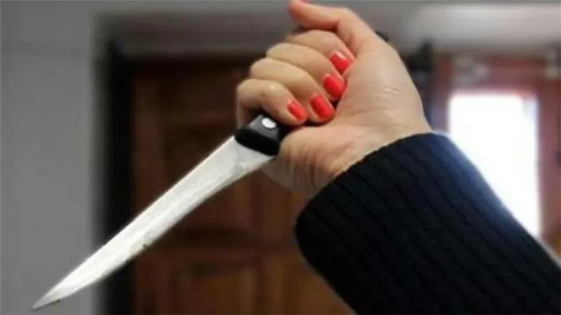 سهرة حمراء دموية.. خانت زوجها وطلبت مساعدته لقتل عشيقها بعد أن «هددها بنشر صورها» 