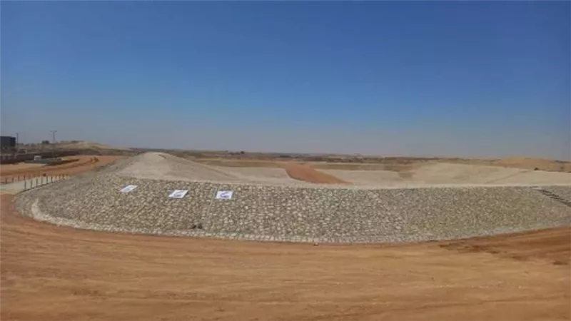 بالصور | التنمية المحلية تسلم المدفن الصحي الآمن بمركز سمسطا ببني سويف