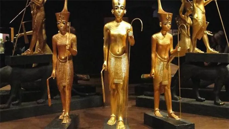 ضبط 96 قطعة أثرية داخل منزل مواطن بأسيوط