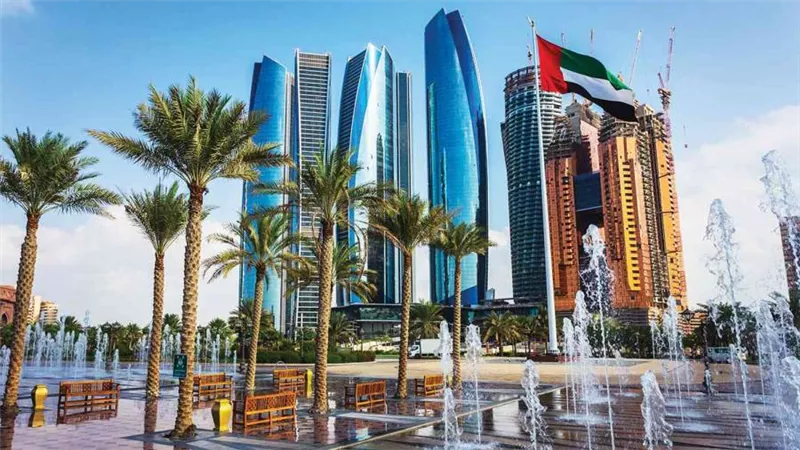 الإمارات.. الأولى عربيًا والـ30 عالميًا في مؤشر الأداء الصناعي التنافسي العالمي