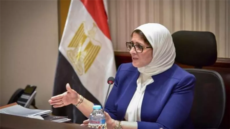 بالصور | هالة زايد تتوجه إلى باريس لتعزيز سبل التعاون بالقطاع الصحي