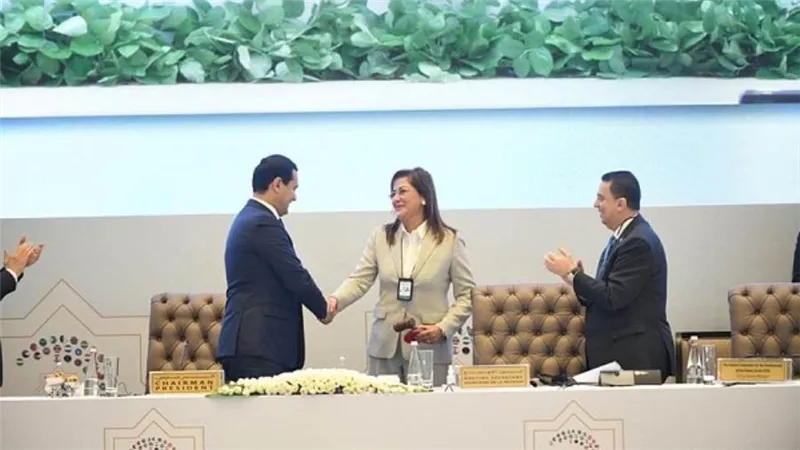بالصور | وزيرة التخطيط: دول مجموعة البنك الإسلامي أشادت بـ