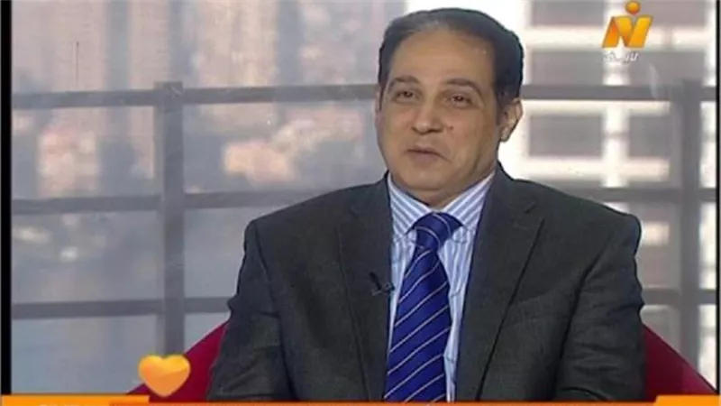 الهباق يوضح  اهم اسباب ظاهرة اعتام العين 