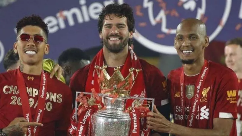 ليفربول يدخل في 
