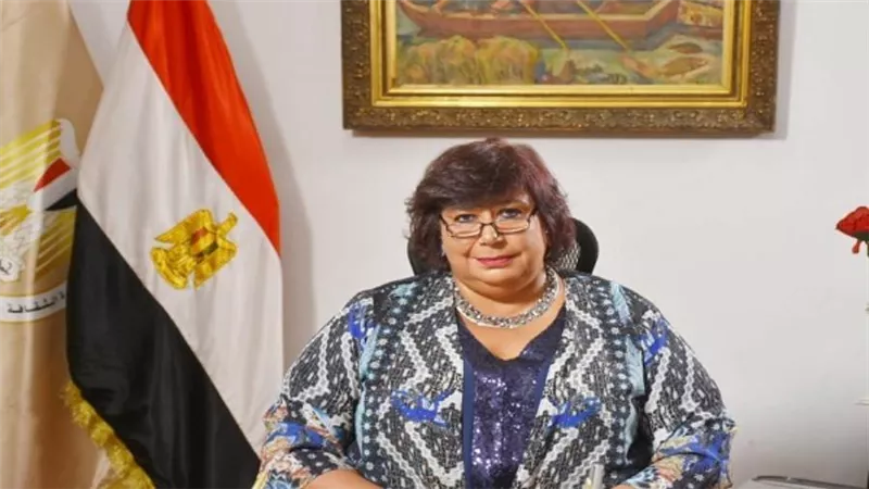 وزيرة الثقافة: مبادرة صنايعية مصر نجحت في خلق جيل جديد من المبدعين بمجال الحرف التراثية