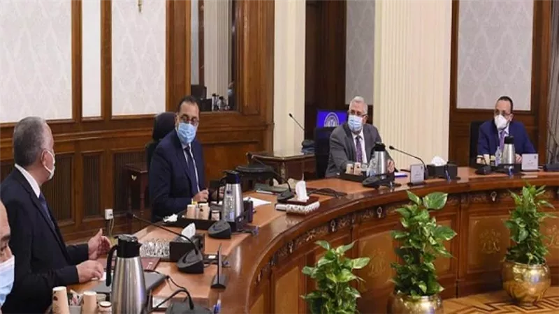 بالصور | مدبولي يتابع الموقف التنفيذي للمشروع القومي لتأهيل الترع والمساقي والتحول لنظم الري الحديث