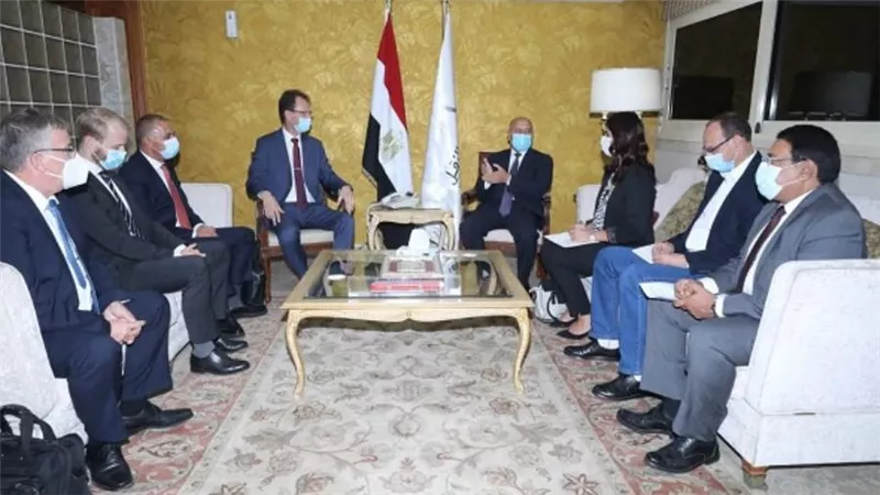 بالصور | وزير النقل يلتقي وفد سكك حديد ألمانيا لبحث أوجه التعاون المشترك