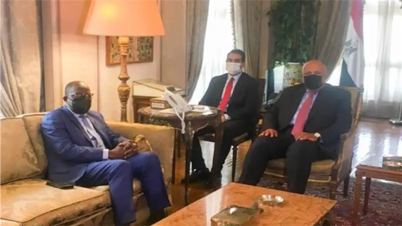 بدء جلسة المباحثات بين سامح شكري ونظيره الكونغولي 