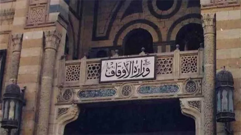 إعفاء الشيخ صبري عبادة من منصبه مديرًا لمديرية أوقاف الإسماعيلية