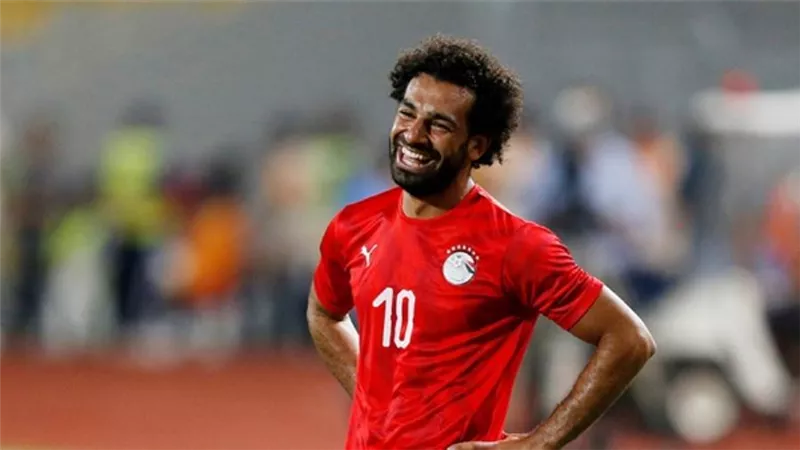 بريطانيا ترفع اسم مصر من القائمة الحمراء.. وتأكد مشاركة محمد صلاح أمام ليبيا 