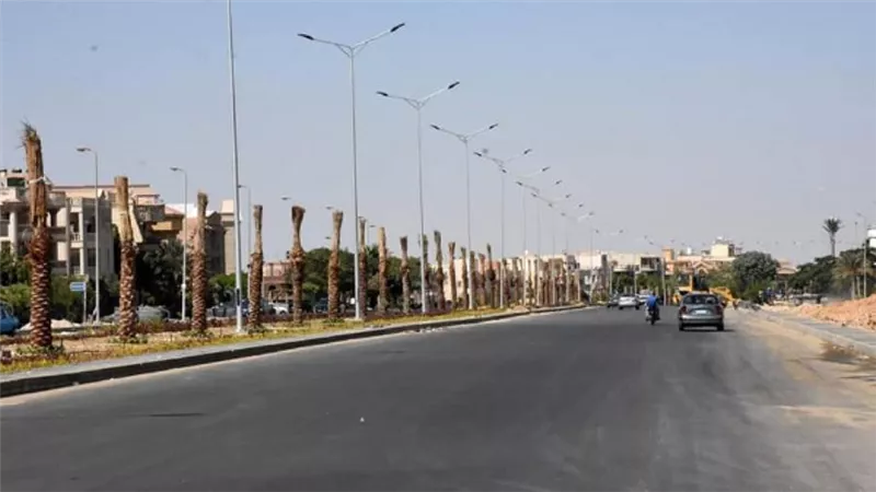 بالصور | رئيس جهار القاهرة الجديدة يتابع استعدادات موسم الشتاء وأعمال التطوير بالتجمع الأول