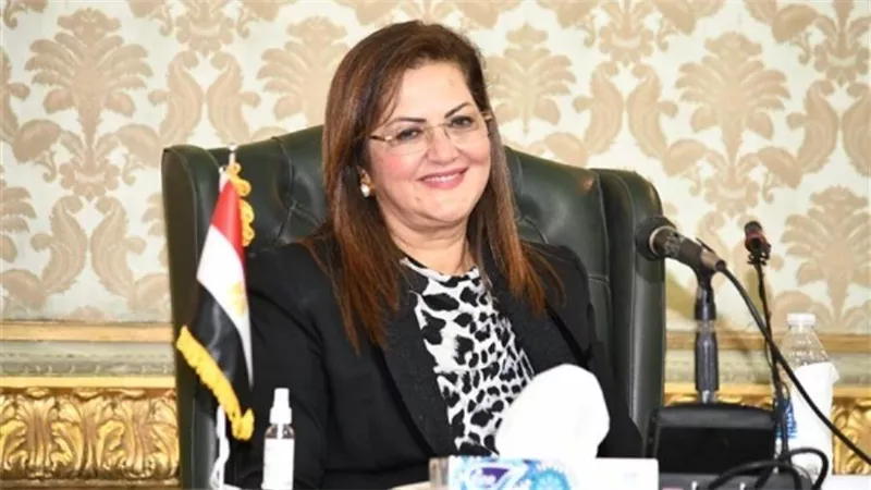 وزيرة التخطيط تعتمد 200 مليون جنيه لمشروعات مستشفيات جامعة أسيوط