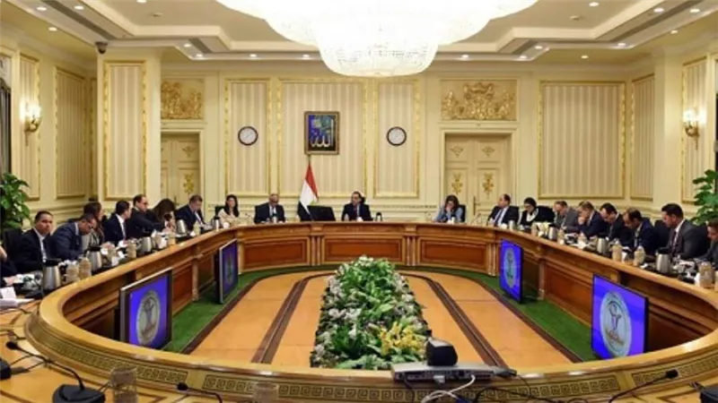 بالإنفوجراف.. فرص التشغيل بمشروعات الجمهورية الجديدة تقهر معدلات البطالة 