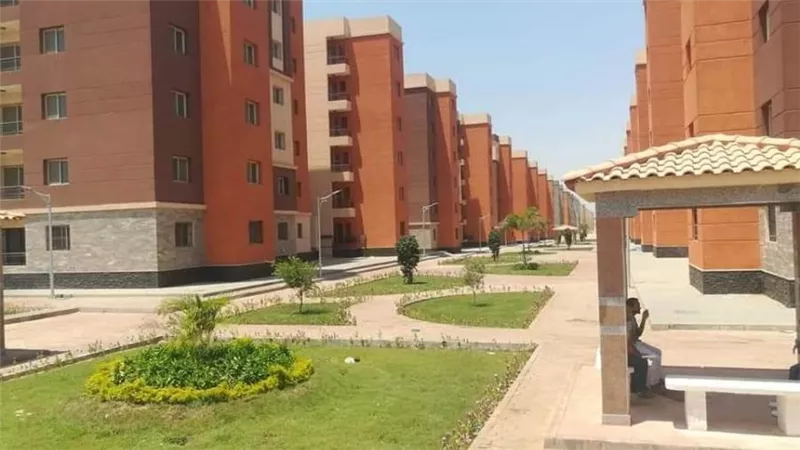 وزير الإسكان يتابع الموقف التنفيذي لمشروع عمارات السلام لسكان المناطق العشوائية 