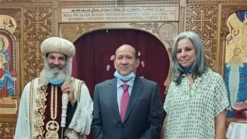 صور| الكنيسة القبطية تودع سفير مصر في روما