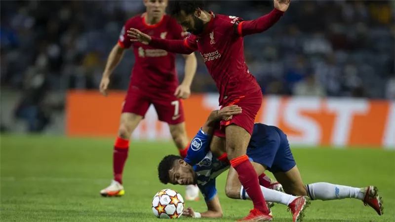 دوري الأبطال.. صلاح يسجل هدفين ويقود ليفربول لفوز عريض على بورتو بخماسية