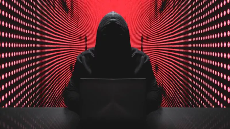 سقوط شخص يستولي على بيانات بطاقات الدفع الإلكتروني الخاصة بعملاء البنوك بالقليوبية