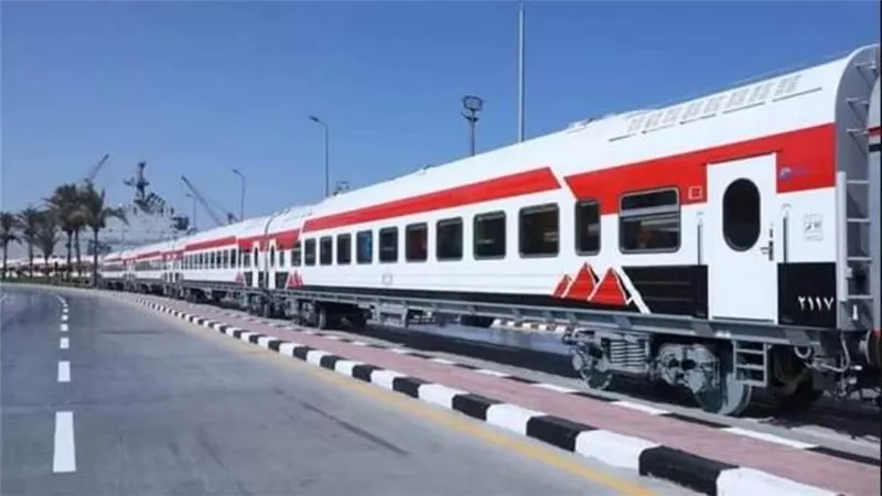 ميناء الإسكندرية يستقبل عربيتين مكيفتين و13 عربة بوفيه ضمن العربات الروسية الجديدة