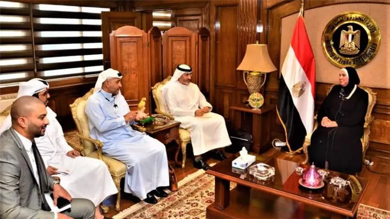 نيفين جامع: حريصون على تعزيز التعاون بين القطاع الخاص المصري والإماراتي لإقامة شراكات صناعية استثمارية 
