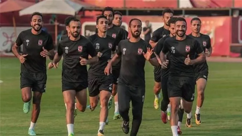 مران الأهلي.. أفشة وحسين الشحات يشاركان في التدريبات الجماعية