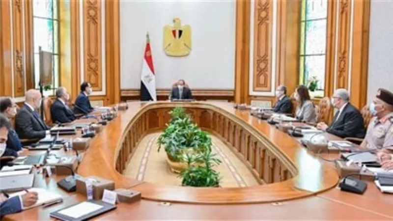 السيسي يوجه بتدقيق الدراسات الخاصة بمشروعات تحلية المياه لتحقيق الاستفادة القصوى منها