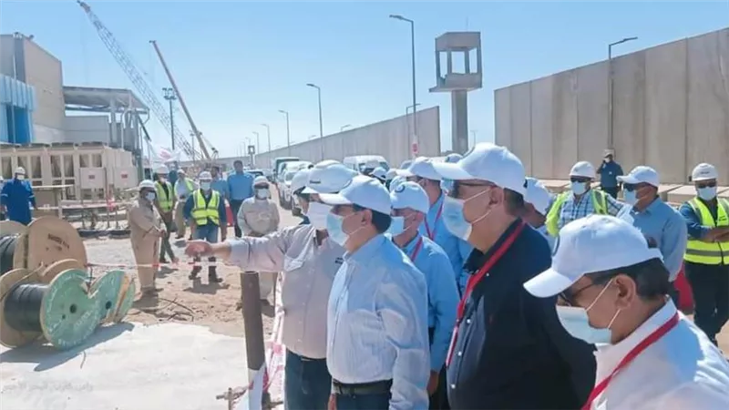 جولة تفقدية لوزير البترول والثروة المعدنية لمنطقتى خليج السويس ورأس غارب البترولية بالبحر الأحمر