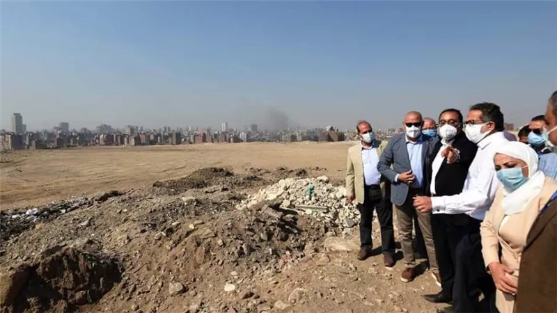 رئيس الوزراء يتفقد بدء الأعمال في مشروع حدائق الفسطاط