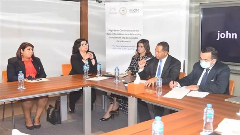 وزيرة الهجرة: نسعى لدعم الاستثمارات المصرية بالخارج وتطوير المهارات الفنية للعمالة (صور)