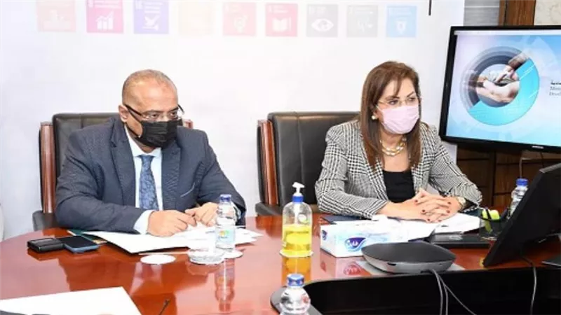 وزيرة التخطيط تبحث مع نظيرها اليمني سبل التعاون في مجالات التنمية وتأهيل الكوادر (صور)