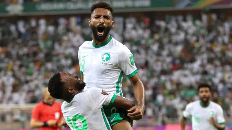 المنتخب السعودي يفوز على الصين 3-2 في تصفيات المونديال