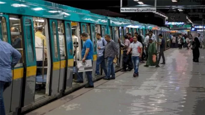 تسجيل وتطعيم العاملين بشركة مترو الأنفاق ضد فيروس كورونا