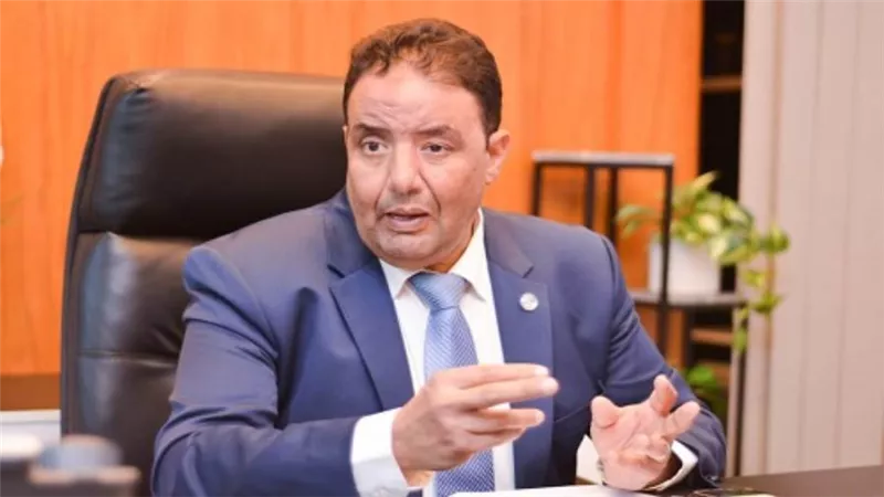 د. محمد عمر رئيس جامعة مصر للعلوم والتكنولوجيا: نسعى لتخريج أجيال تقتحم سوق العمل الدولية.. ونتيح أحدث المراجع العلمية للطلاب