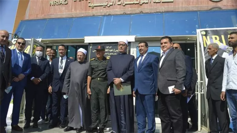 د.خالد عبدالغفار يستعرض تقريرًا حول فعاليات المؤتمر العربي السابع في الفلك والجيوفيزياء (صور )