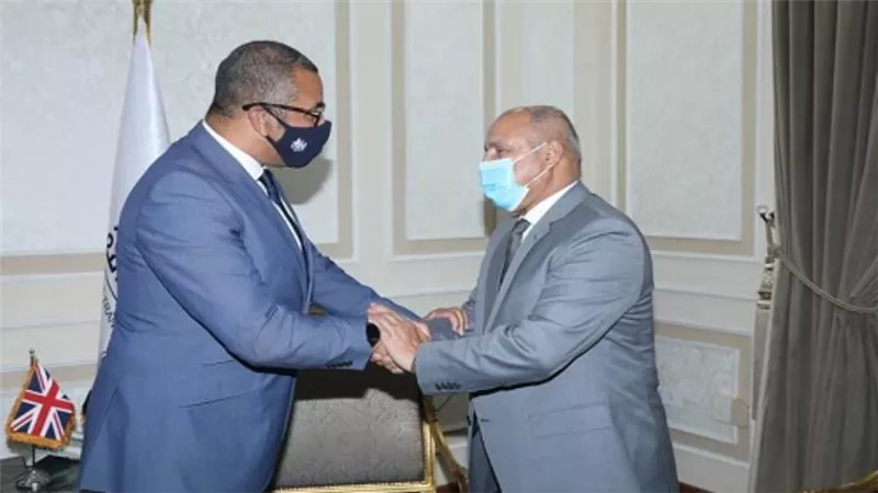 كامل الوزير يبحث مع وزير الدولة البريطاني سبل التعاون في مجال النقل (صور)