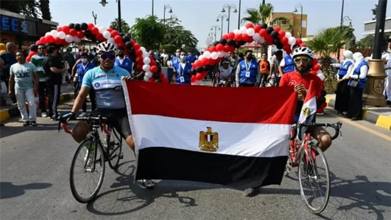 وزير الشباب ومحافظ بني سويف يطلقان ماراثون المهرجان الرياضي للدراجات الهوائية (صور)