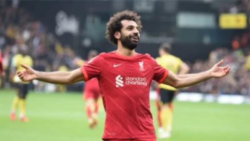 محمد صلاح يحسم موقفه من الاستمرار في صفوف ليفربول