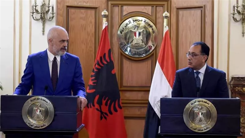 رئيسا الوزراء المصري والألباني يعقدان مؤتمرا صحفيا عقب جلسة مشاورات موسعة