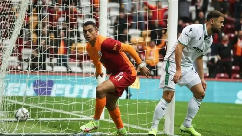 مصطفى محمد احتياطيًا في تشكيل جالاتا سراي لمواجهة بشكتاش في الدوري التركي