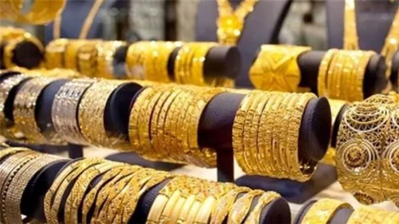 انخفاض أسعار الذهب قبيل منتصف تعاملات الأربعاء 27 أكتوبر 