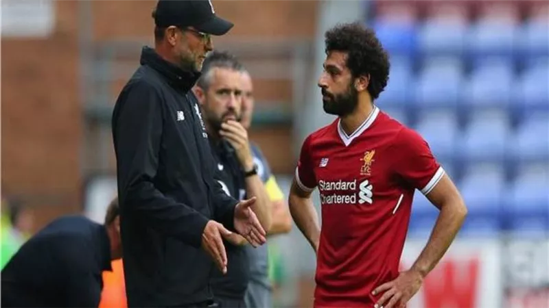 كلوب ينصح صلاح بالانتقال لبرشلونة .. لهذا السبب 