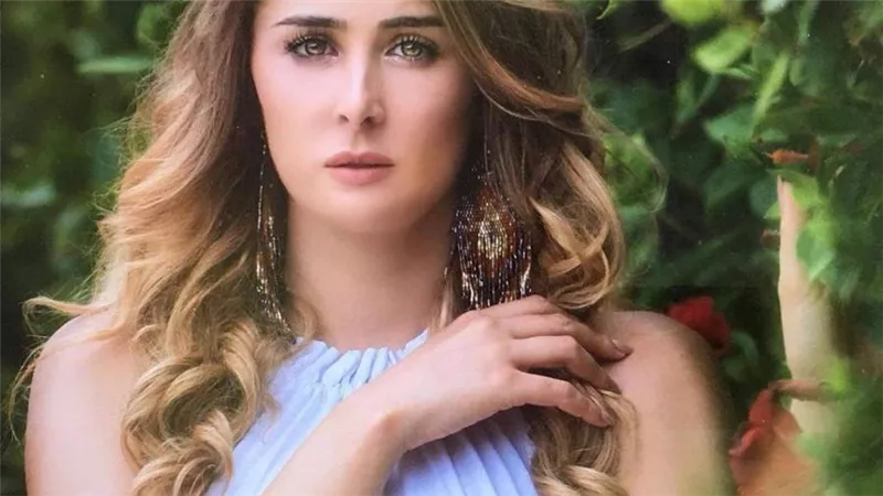 عائشة بن أحمد تعتذر عن مشاركة محمد سعد بطولة مسرحية 