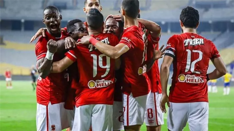 ميكسوني وتاو يقودان هجوم الأهلي لمواجهة البنك الأهلي في الدوري