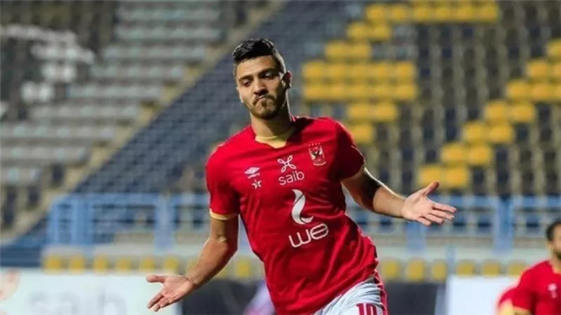 الأهلي يتقدم على الزمالك بثلاثية في الشوط الأول 